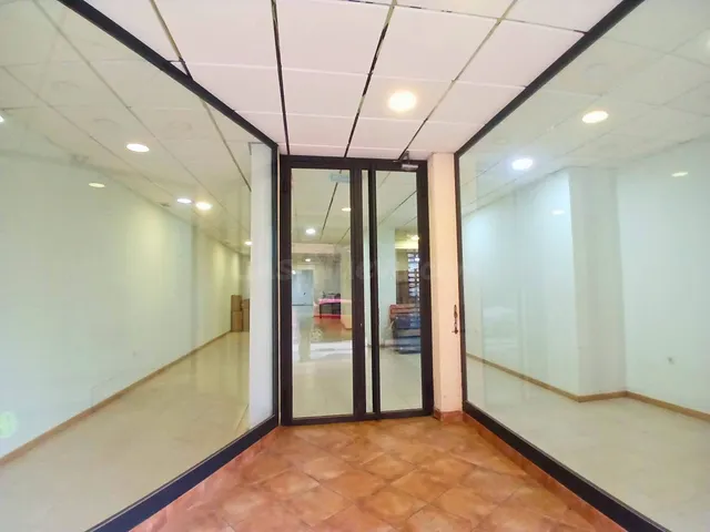 GESTMURO VENDE EN EXCLUSIVA LOCAL COMERCIAL EN JIMENEZ DE LA - foto 4