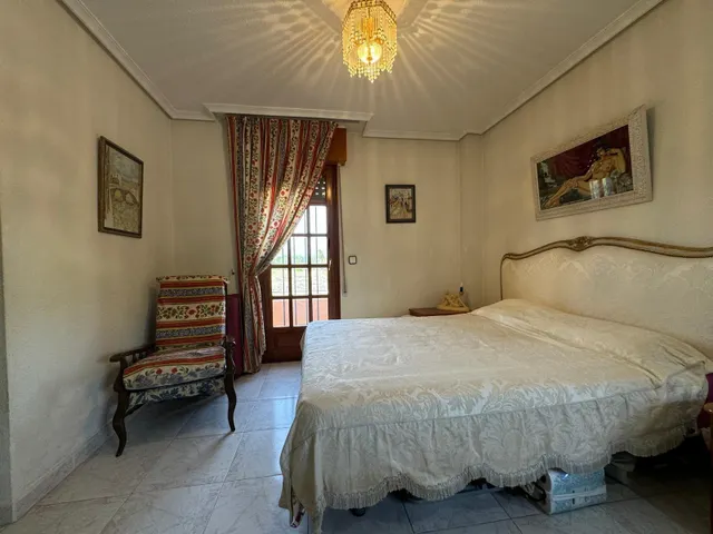 CHALET INDEPENDIENTE EN VENTA EN LAS PAULINAS-HOGAR PROVINCIAL ALICANTE — 50