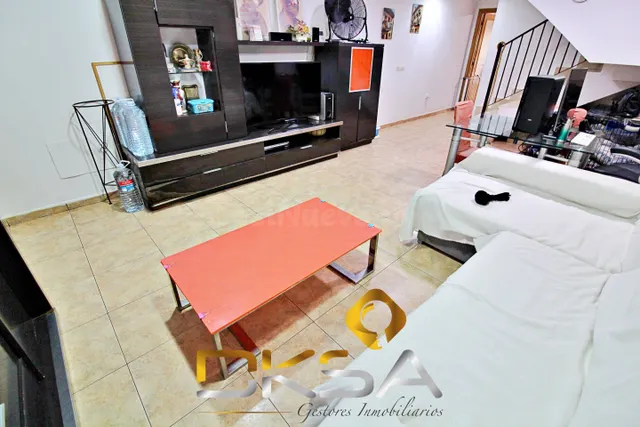 Bonito adosado en venta en Almazora - foto 4