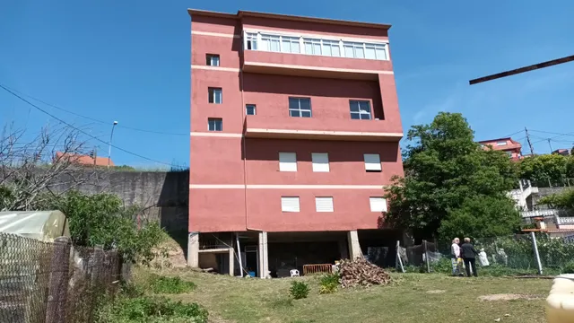 Casa 4 dormitorios en Avenida de Aeropuerto — 2