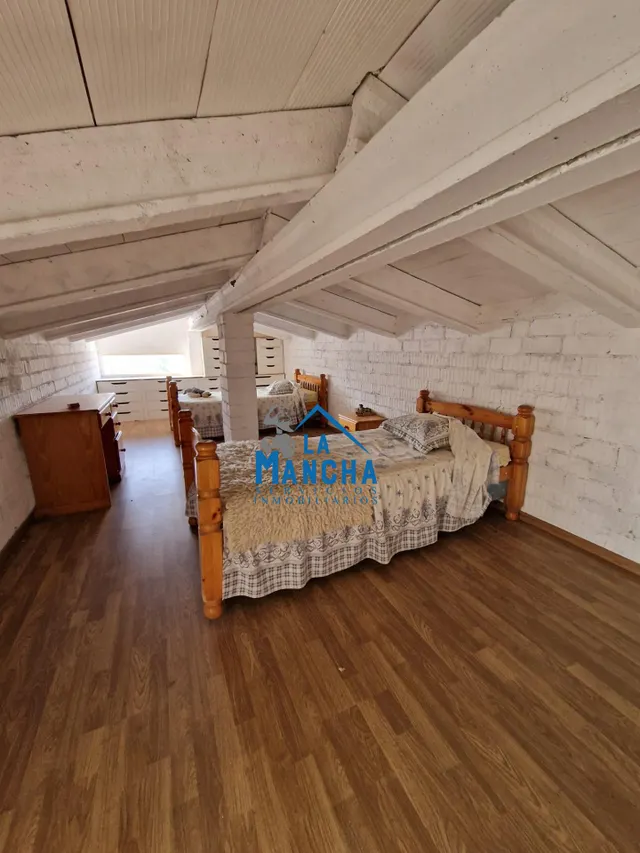 *180.000€* inmobiliaria la mancha vende parcela en Albacete — 32