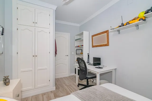 Magnífica Casa en Peligros (Granada) – Lista para Entrar a Vivir — 31