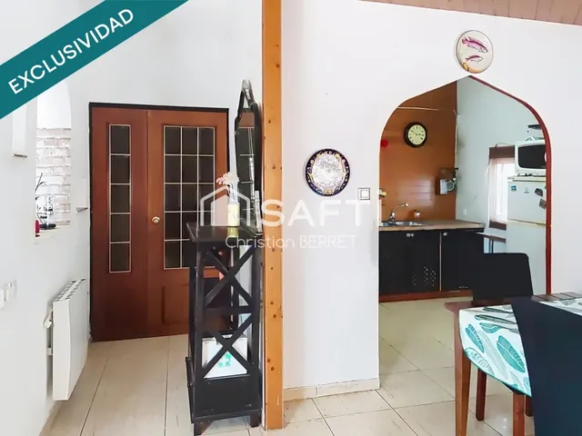 Chalet independiente con piscina y gran parcela. — 17