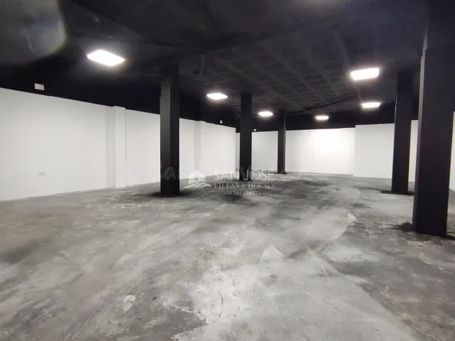 SE VENDE O ALQUILA CON OPCIÓN COMPRA LOCAL COMERCIAL DIÁFANO - foto 5
