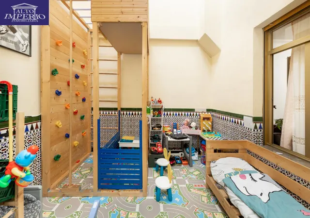 Se vende bonita casa adosada de 4 dormitorios con piscina privada, garaje y gimnasio — 10