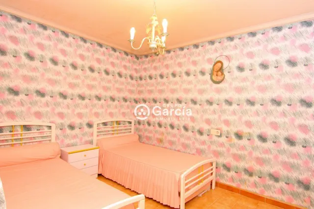 AMPLIA VILLA A LA VENTA EN PEDREGUER GV2018585-A — 28