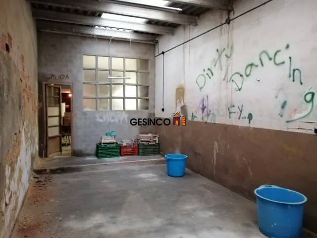 LOCAL COMERCIAL EN VENTA - ZONA SAN ANTONIO — 5