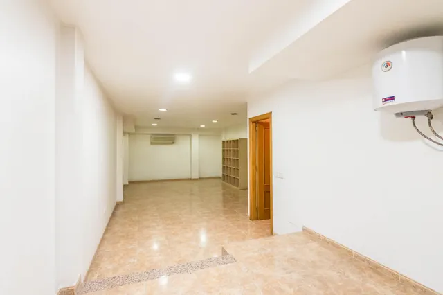 Entresuelo diáfano de 44 m2 en Archena, junto al ayuntamiento – ideal para tu negocio — 6