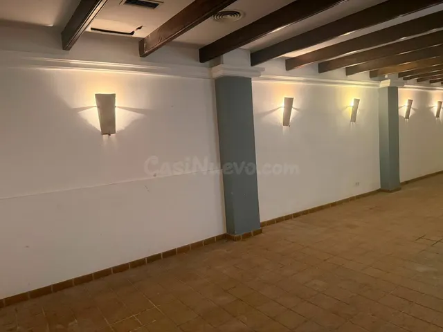 Amplio local comercial de 330 m2 en Palma | Gran visibilidad - foto 5