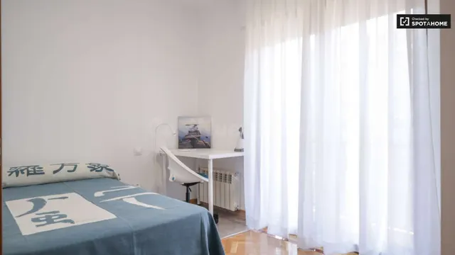 Alquiler de habitaciones en piso de 9 habitaciones en Numanc