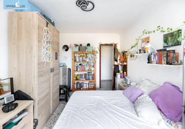 En Venta Piso de 4 dormitorios con ascensor, ideal para reformar a tu gusto. — 17
