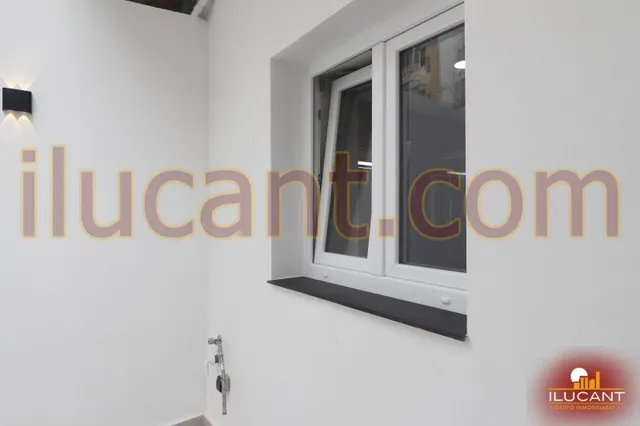 FANTASTICO  PISO CON REFORMA A ESTRENAR JUNTO AV. CONDE LUMIARES — 8