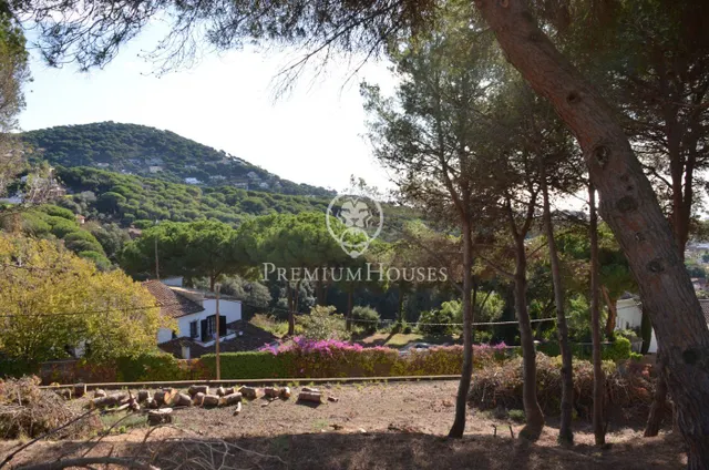 Casa en venta para reformar con vistas al mar en Cabrils — 28
