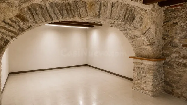 Casa histórica con grandes espacios en Llançà — 22