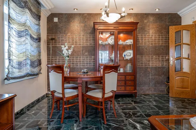 Magnífica casa unifamiliar de 4 dormitorios grandes en Otura — 13