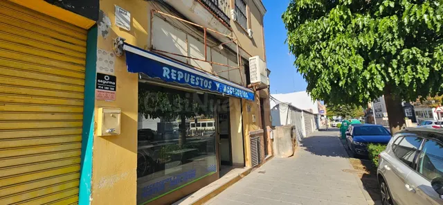 Local comercial 153m² en venta - Cruz del Ingles - foto 2