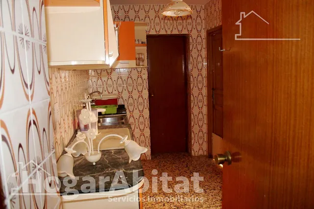 ¡MAGNÍFICA OPORTUNIDAD! GRAN CASA LUMINOSA Y ECONÓMICA CON T - foto 5