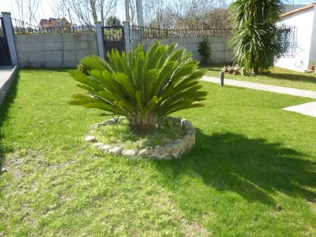 REF 1386 CHALET CANTERIA CON 1000 m2 FINCA GONDOMAR