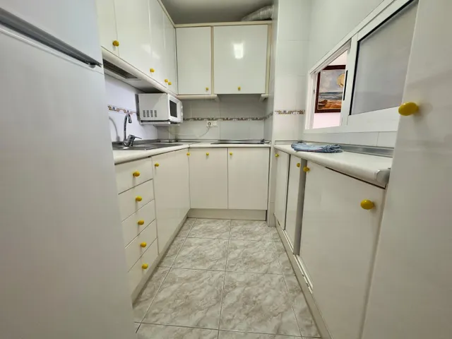 FABULOSO APARTAMENTO EN 1ª LINEA DE LEVANTE — 11