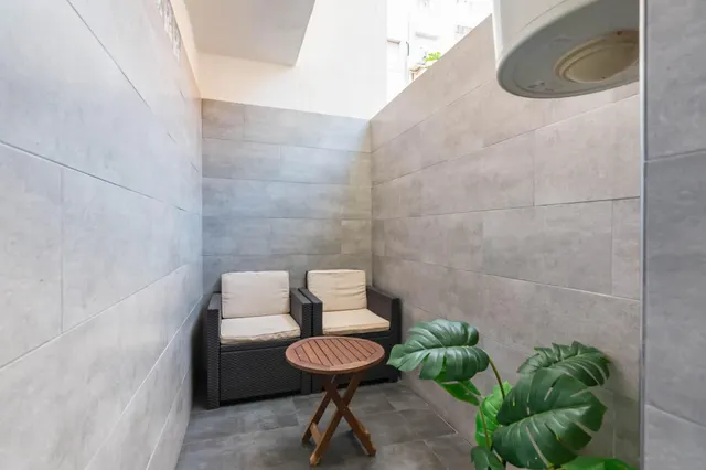 Casa con garaje de 106 m2, buhardilla y 3 plantas en el centro de molina — 11