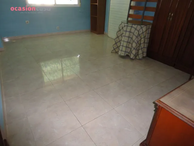 ESTUPENDO PISO REFORMADO ACONDICIONADO PARA ESTUDIANTES, ZONA PLAZA DE TOROS. — 24