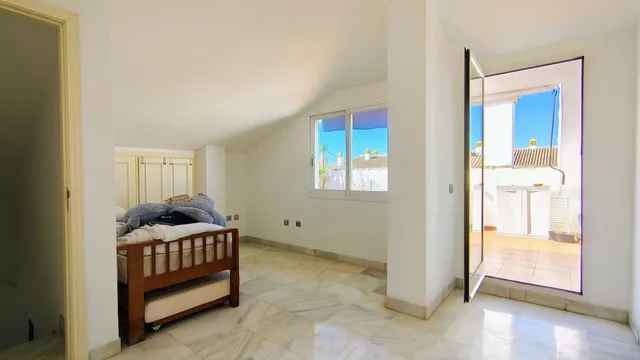 Ático Dúplex 3 habitaciones 158m² en venta - La Carolina-Guadalpín — 24