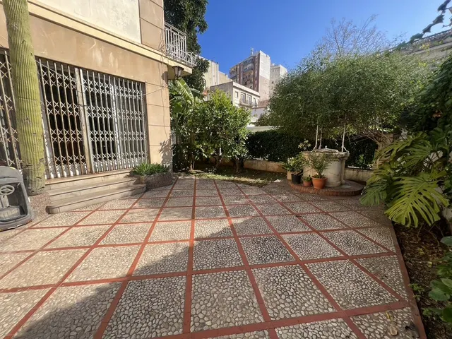 Villa 7 habitaciones 352m² en venta - Puerto — 26