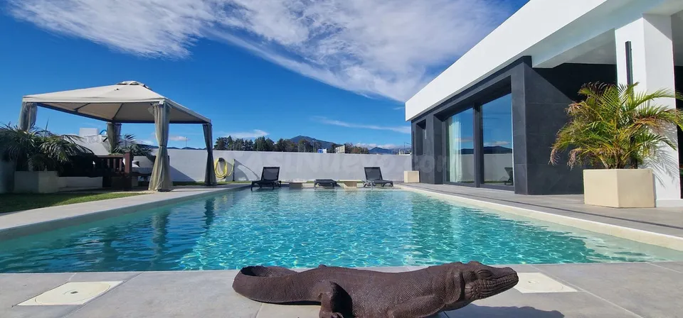 Chalet 3 habitaciones 238m² en venta - Marbella
