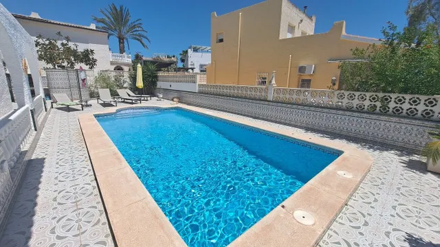 Villa 3 habitaciones 173m² en venta - Pueblo 9 — 7