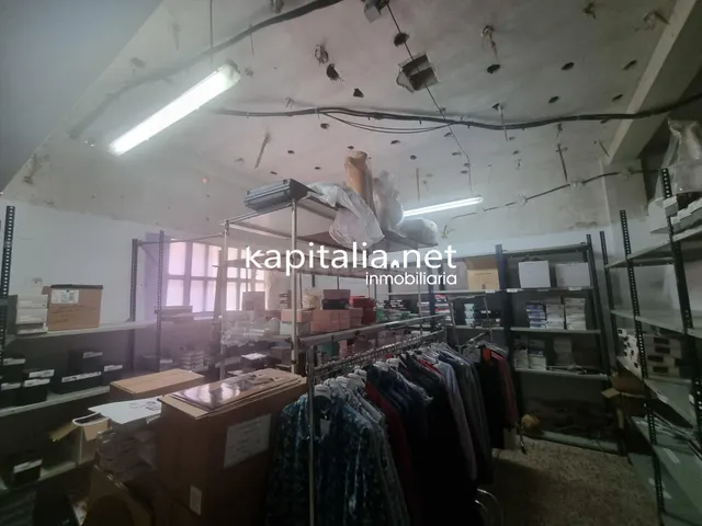 Local a la venta en Ontinyent - foto 5