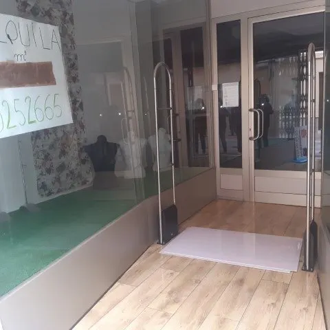 Local Comercial — 10