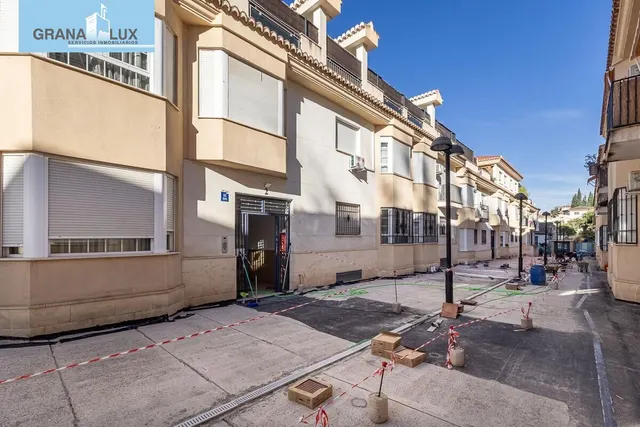 Piso con garaje, trastero y excelente ubicación en Huétor Vega — 22
