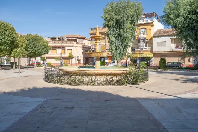 EXCELENTE SOLAR EN VENTA EN ARMILLA (JUNTO PLAZA ESPAÑA)