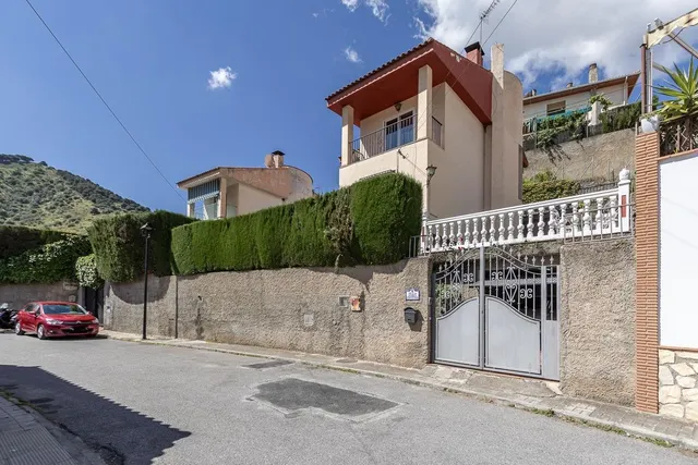 Chalet en Pinos Genil — 37