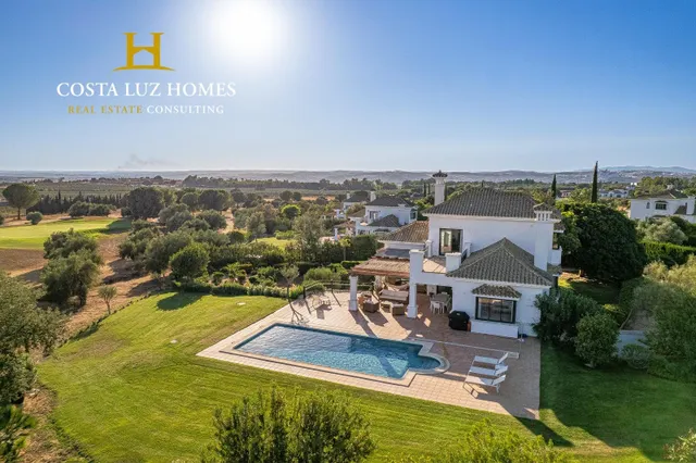 Villa 4 habitaciones 381m² en venta - Campo de golf - foto 3