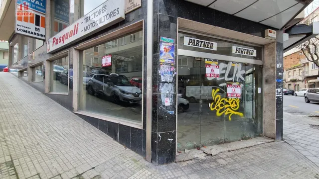 LOCAL COMERCIAL EN LA ZONA DE MARIÑAMANSA — 2