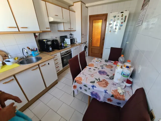 SE VENDE AMPLIO PISO EN VALENCIA DE DON JUAN, COCINA, SALÓN,3 HAB., BAÑO, TERRAZA — 7