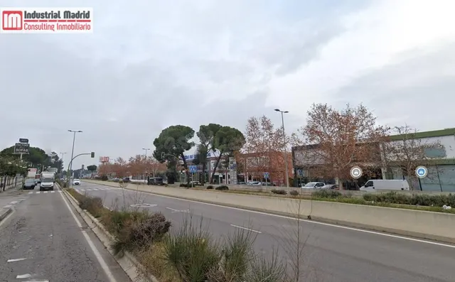 Se alquila entreplanta de nave de 200 m2 en entreplanta – Po