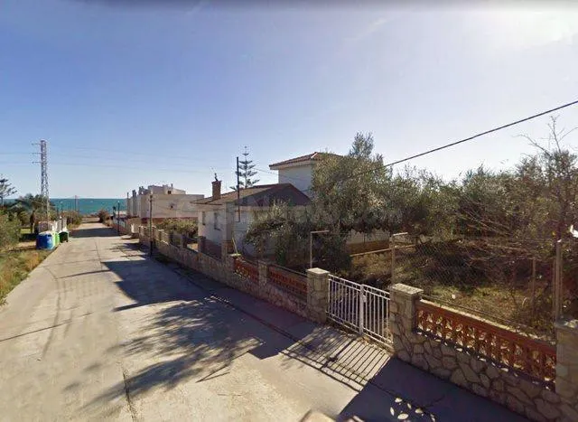 Exclusiva parcela urbanizable en Alcanar: El lienzo perfecto