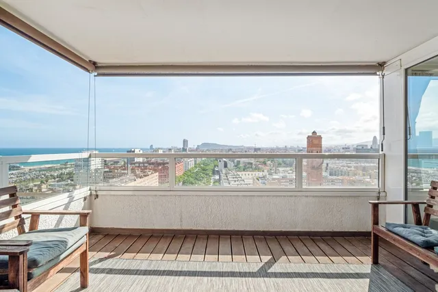 PISO CON VISTAS PANORAMICAS A 270 GRADOS — 2
