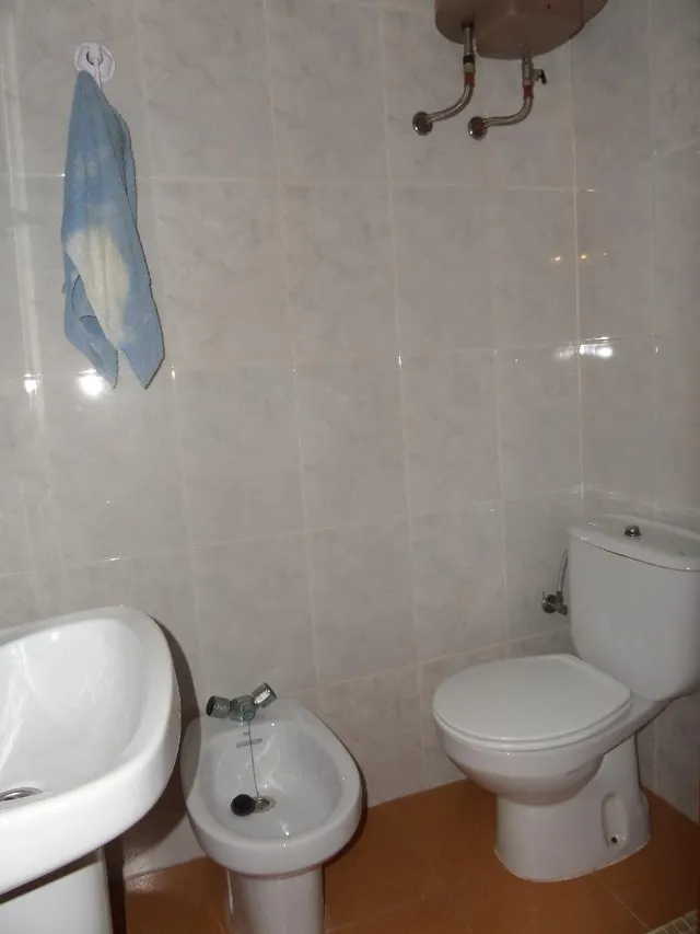 Fantástico restaurante de 370 m2, vivienda  2 plantas de 400m2 y terreno rústico de 6.912m2 LA GUIA — 44