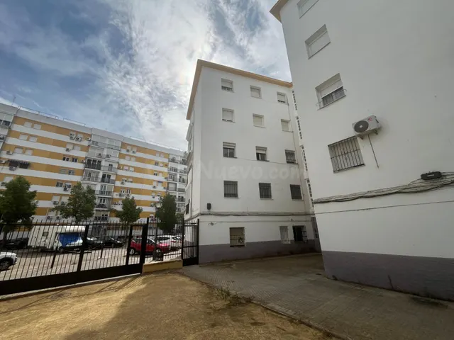 SE ALQUILA PISO EN ULÍA - foto 2
