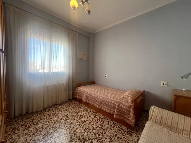 CASA EN EL CENTRO DE CAMARLES — 22