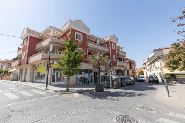 Piso con terraza de 31 m2 y cochera en el centro de hijar — 33