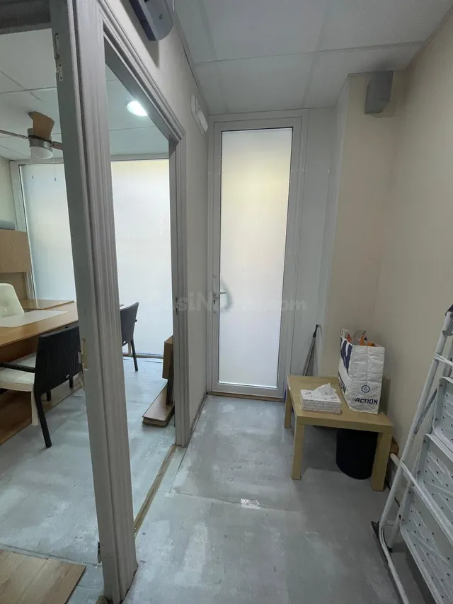 Local comercial 2 habitaciones 26m² en venta - Eixample - foto 4