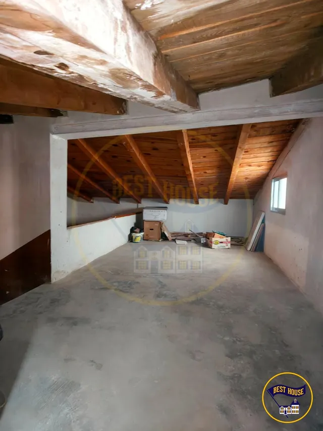 VIVIENDA TOTALMENTE REFORMADA EN TIRADORES BAJOS — 36
