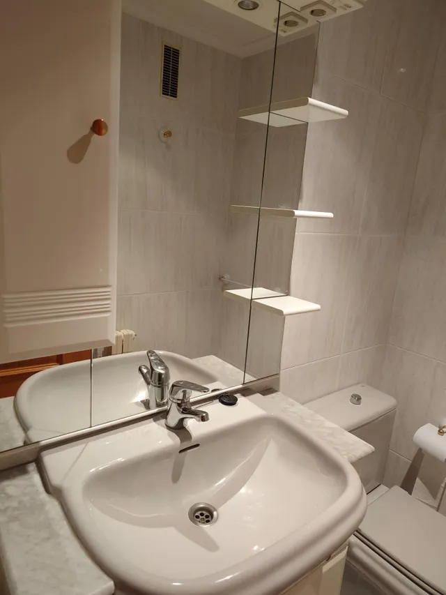 Oportunidad, alquiler de apartamento con plaza de garaje en el centro de Ponferrada — 7