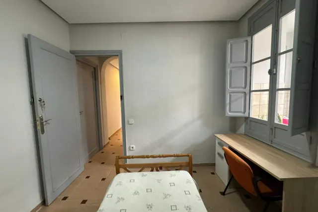 ALQUILER  habitaciones ESTUDIANTES CENTRO — 33