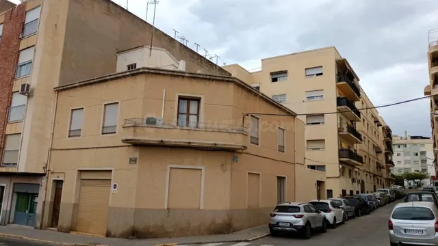 EDIFICIO CON POTENCIAL DE AMPLIACIÓN EN VILLAJOYOSA | CALLE 