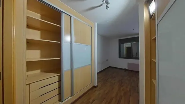 Gran casa con garaje y piscina — 18